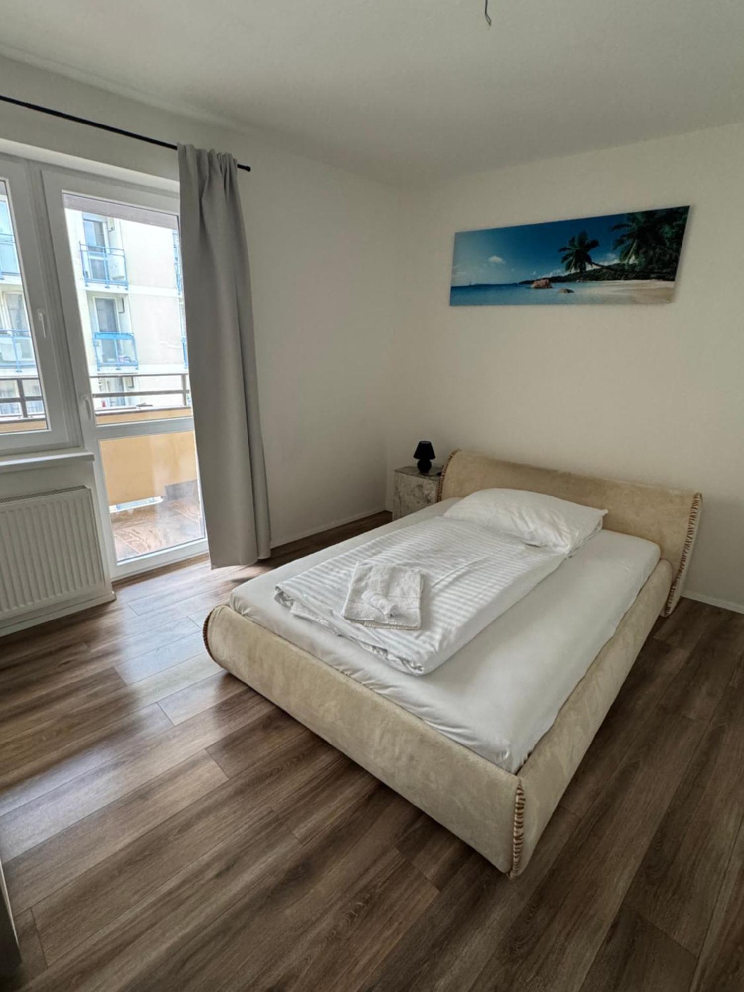 Medena Apartment Old Town With Free Parking Bratislava Exterior foto